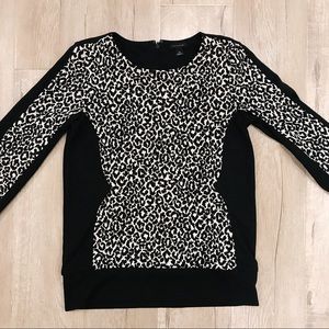 Ann Taylor Cheetah Leopard Print Sweater Size XS